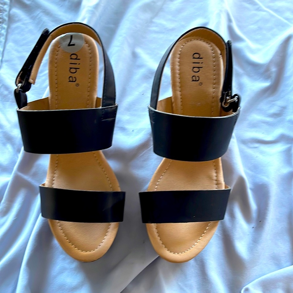 Tan and black never went wedges